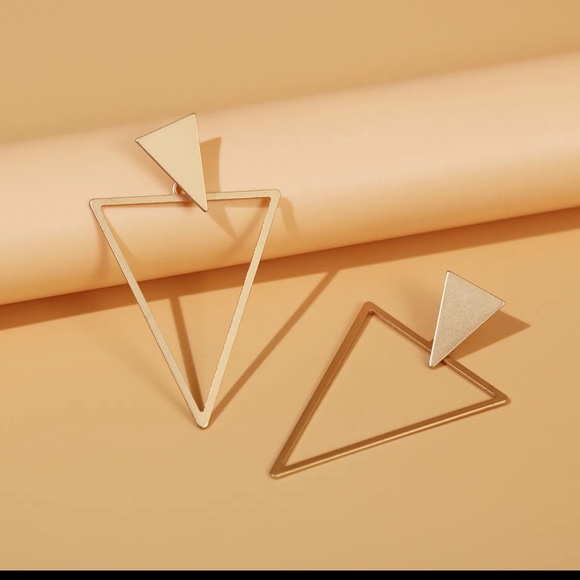 π Geometric Statement Triangle Gold Color Dangle Drop Earrings - Picture 2 of 8